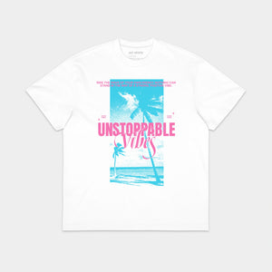 Biały T-shirt Box Tee „Unstoppable Vibes”