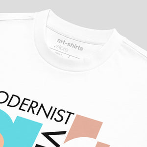 Koszulka oversize biała z artystycznym nadrukiem „ART. MODERNIST VISIONS". Detal