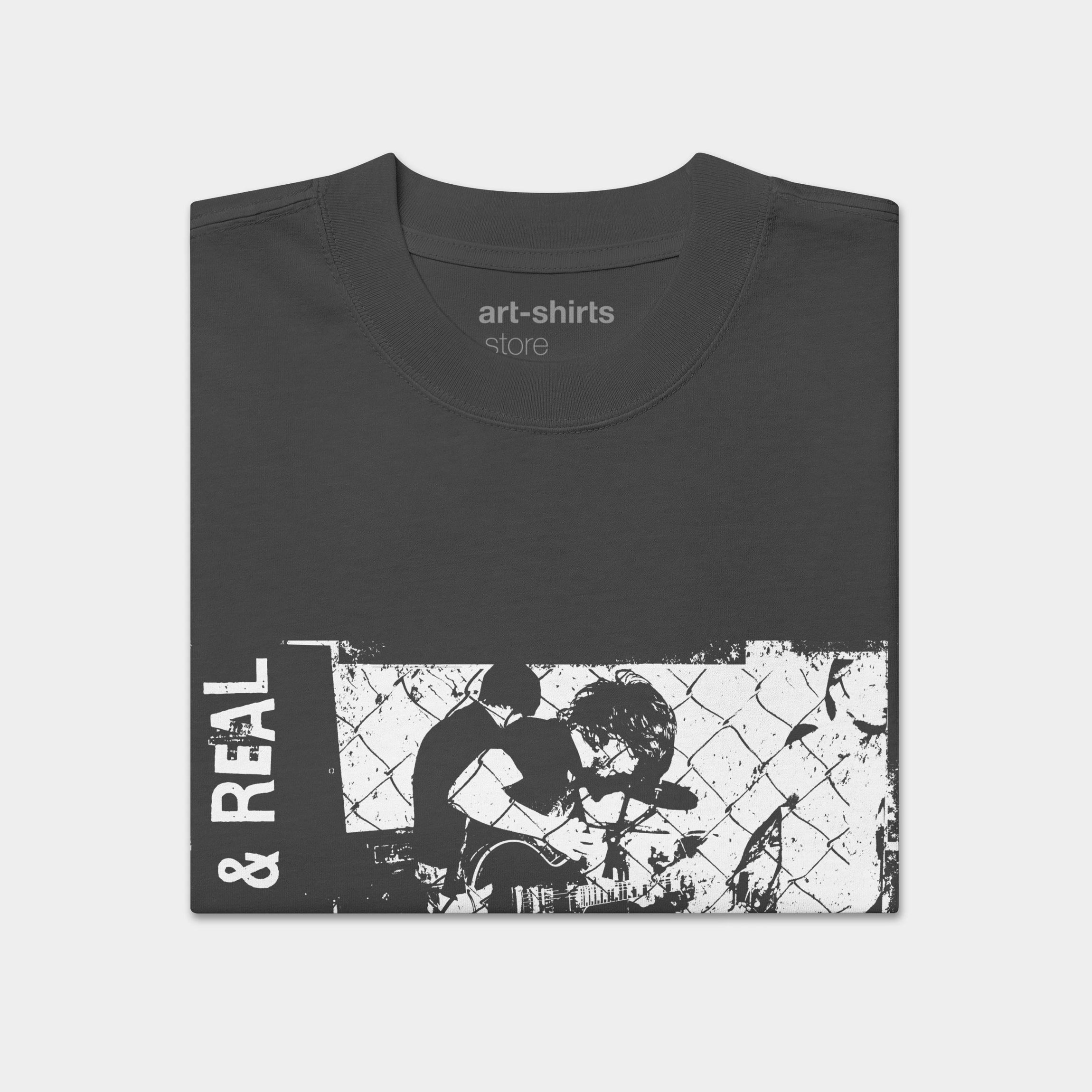 T-shirt oversize z nadrukiem RAW & REAL – przód
